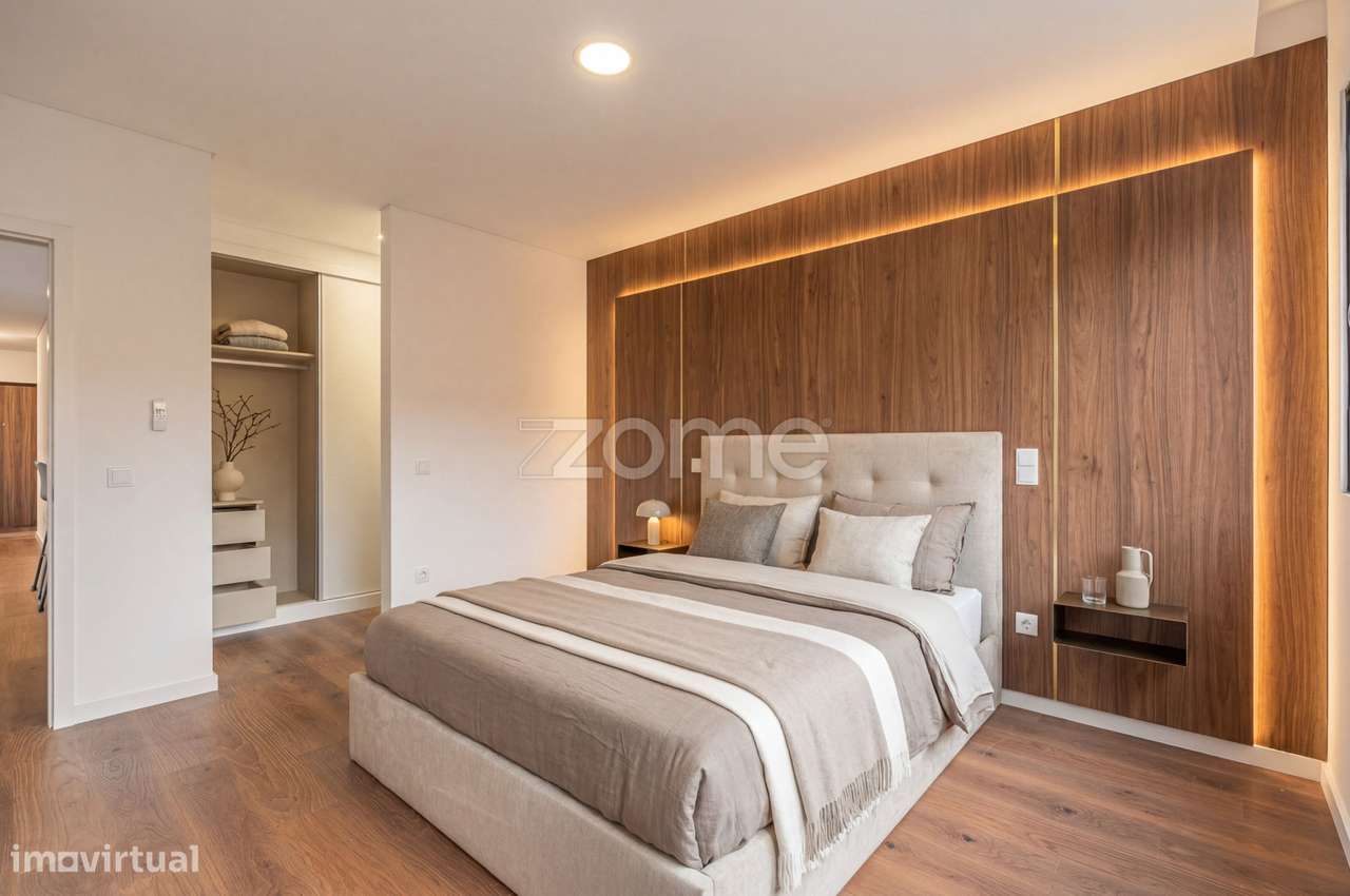Apartamento T2 novo no centro do Caniço-0