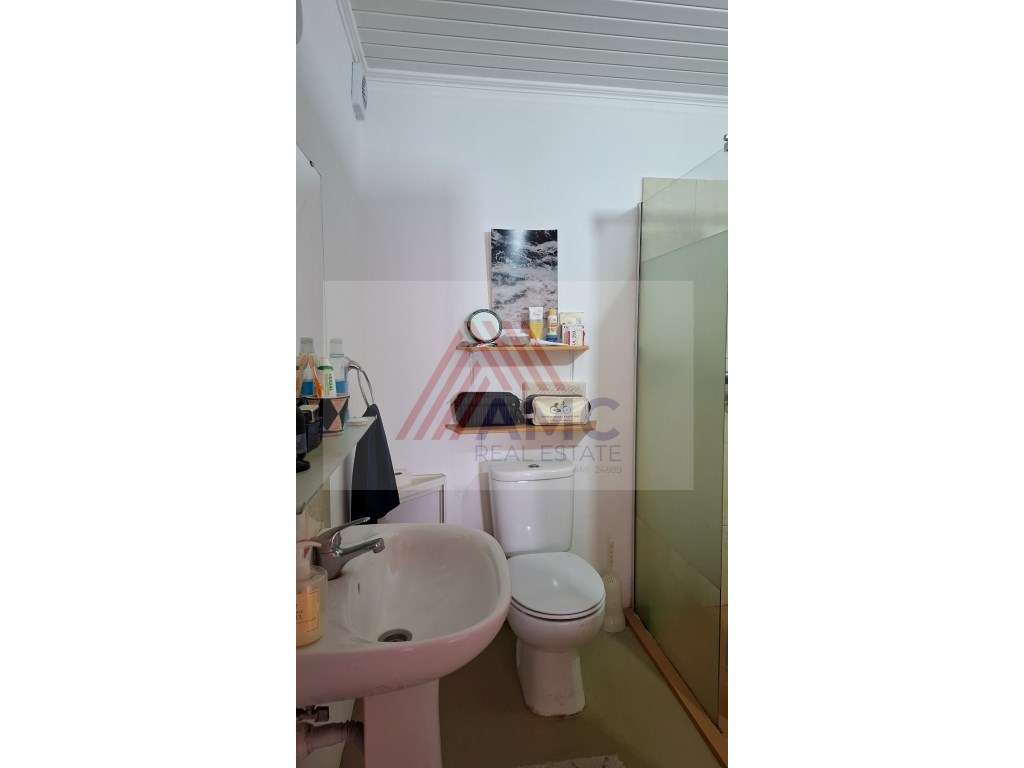 VENDE-SE MORADIA T3 EM SANTANA, SÃO ROQUE DO PICO - Grande imagem: 4/29