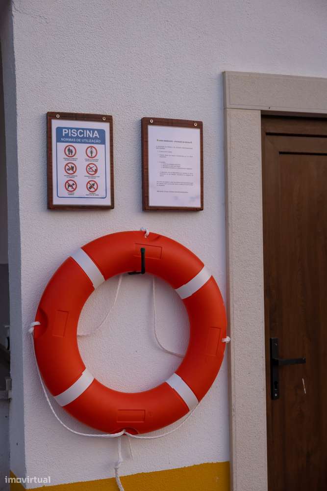 Moradia T-1  Casas do Sopé da Serra, piscina e estacionamento-27