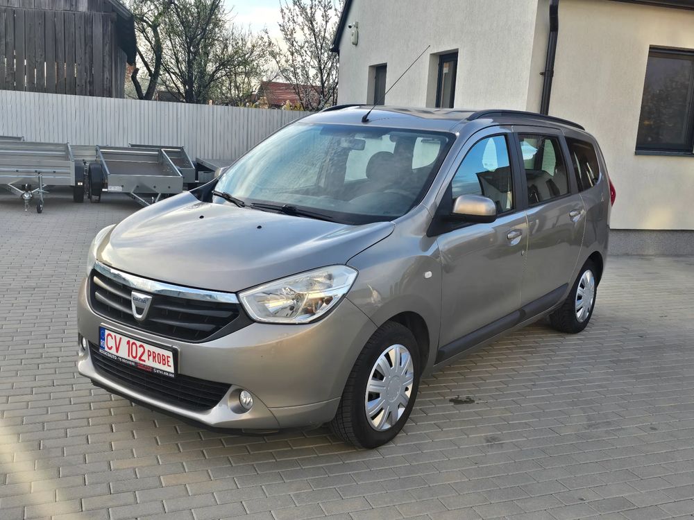 Dacia Lodgy dCi 110 Prestige 2012