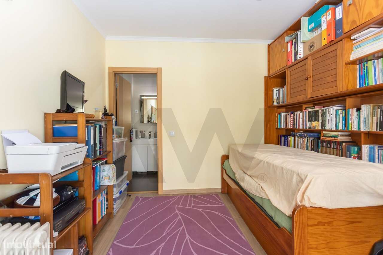 Moradia T4 na Moita – Zona do Palheirão | Excelente Exposição Solar-14