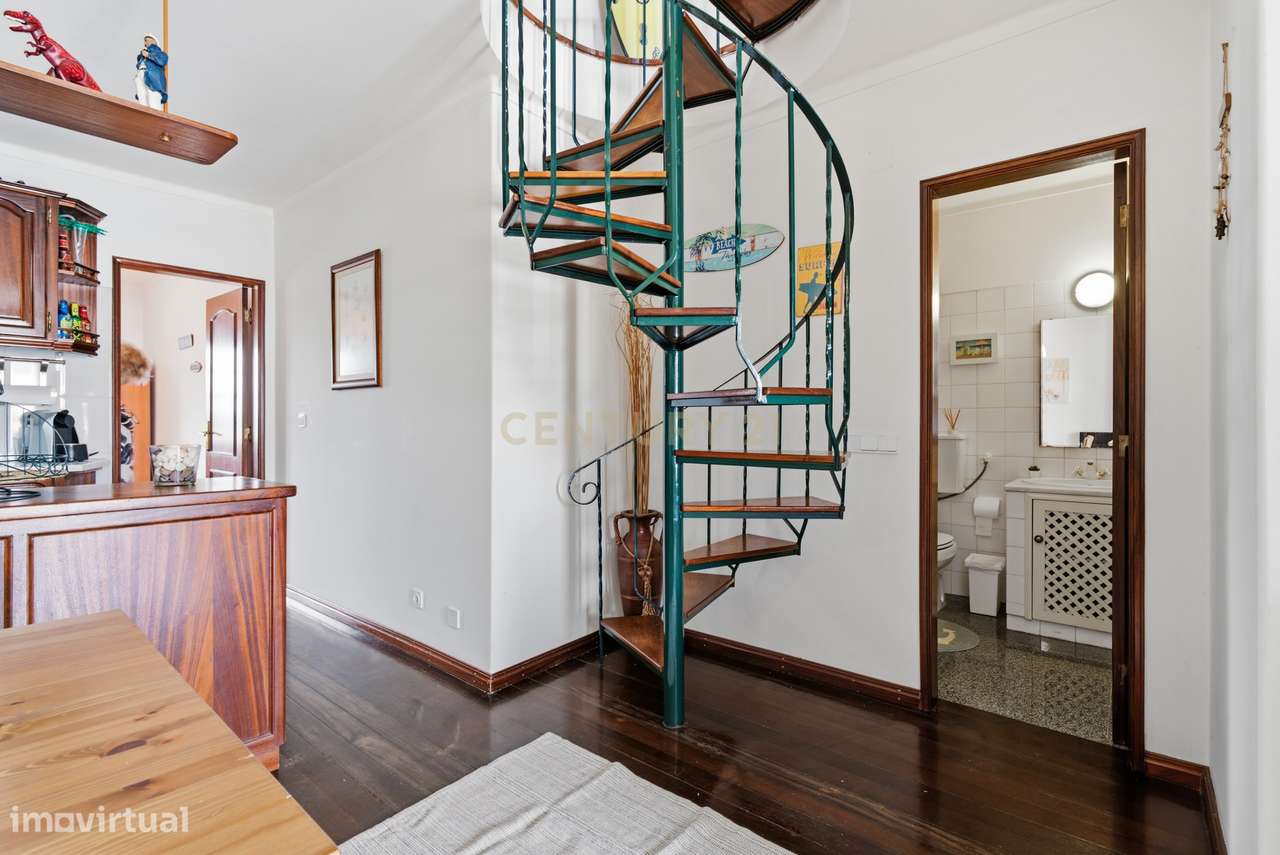 Duplex T2+2 em Lourinhã com Terraço e Proximidade à Praia-26