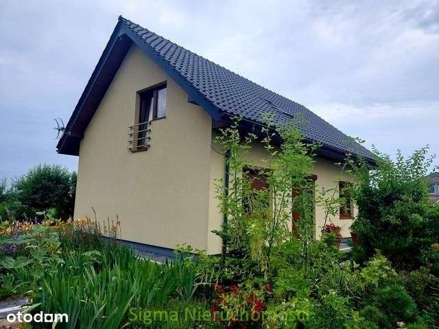 Dom, 128 m², Piątek-1