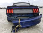 Ford Mustang - 7