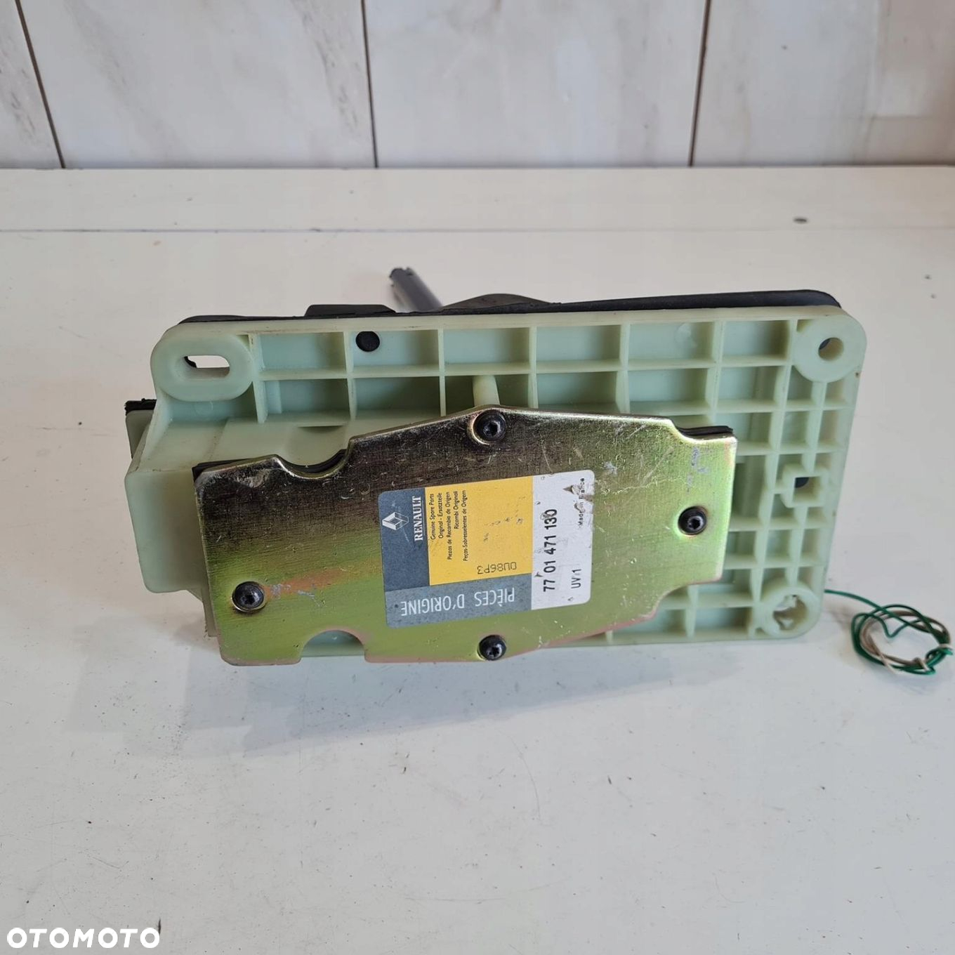 RENAULT SCENIC I LEWAREK ZMIANY BIEGÓW AUTOMAT 7701471130 - 8