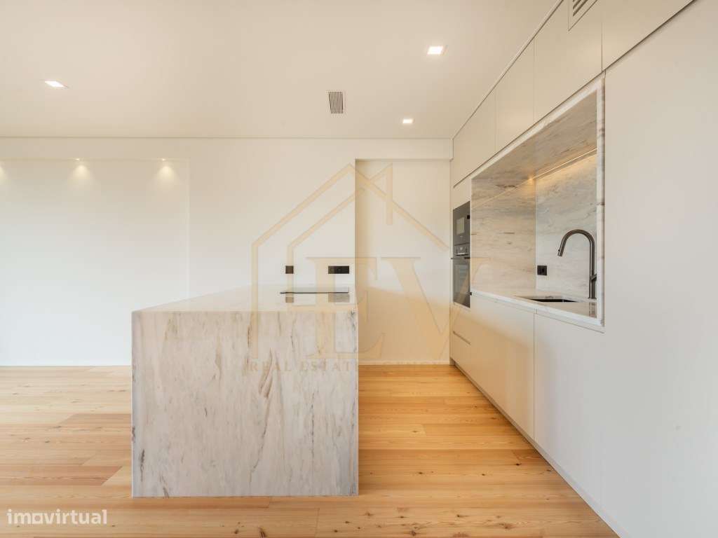 T2 Novo Recuado com Terraço | Creixomil | Guimarães-13