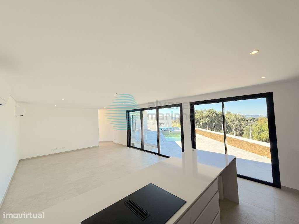 Moradia V2 com excelente vista, situada nas Caldas da Rainha - Grande imagem: 5/36