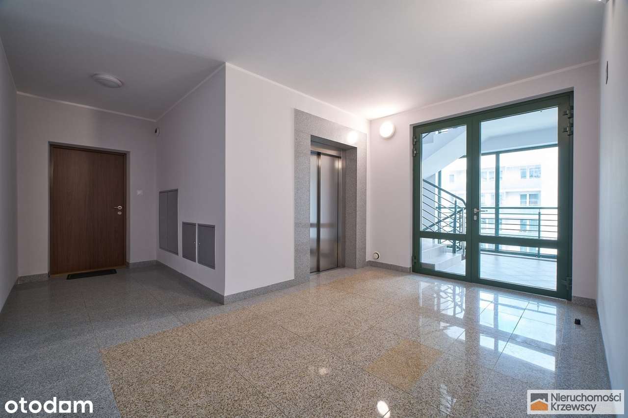 Urządzony apartament 3 pokojowy w budynku z 2022-18