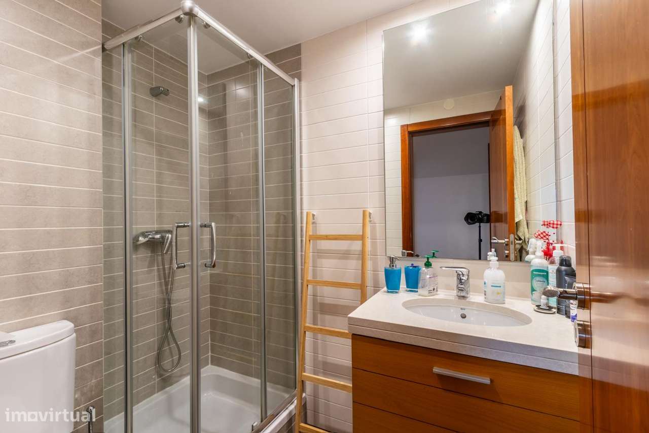 Venda Apartamento T3 Camarate - Grande imagem: 4/19