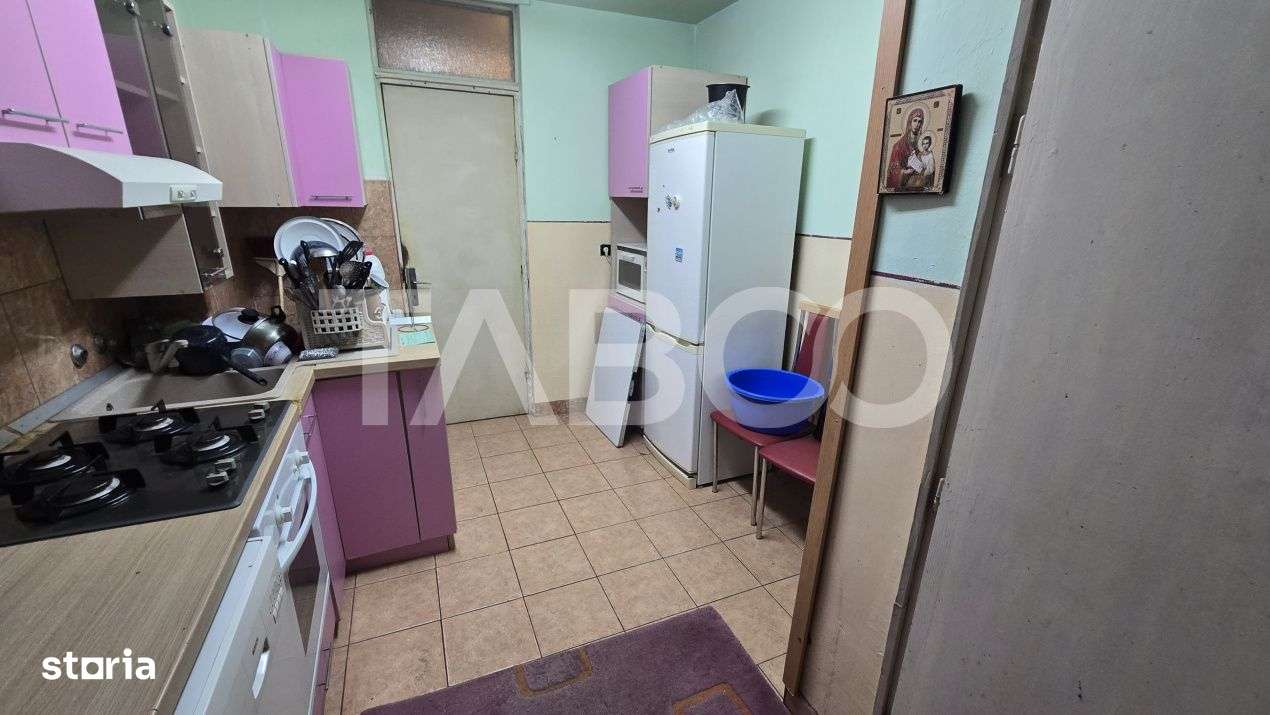 COMISION 0% - Apartament decomandat de vanzare cu 3 camere Siretului - Imagine principală: 5/10