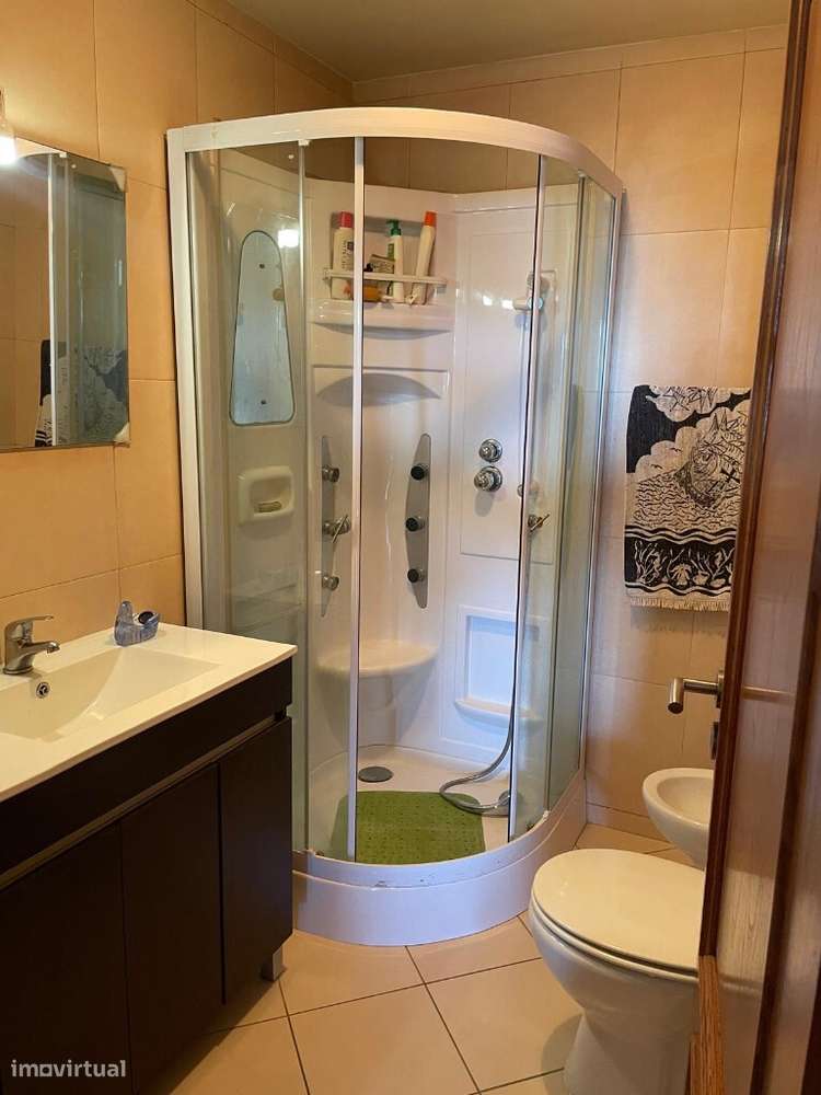 Oportunidade Única – Moradia com Terreno para venda em Espinhosela, Br-6