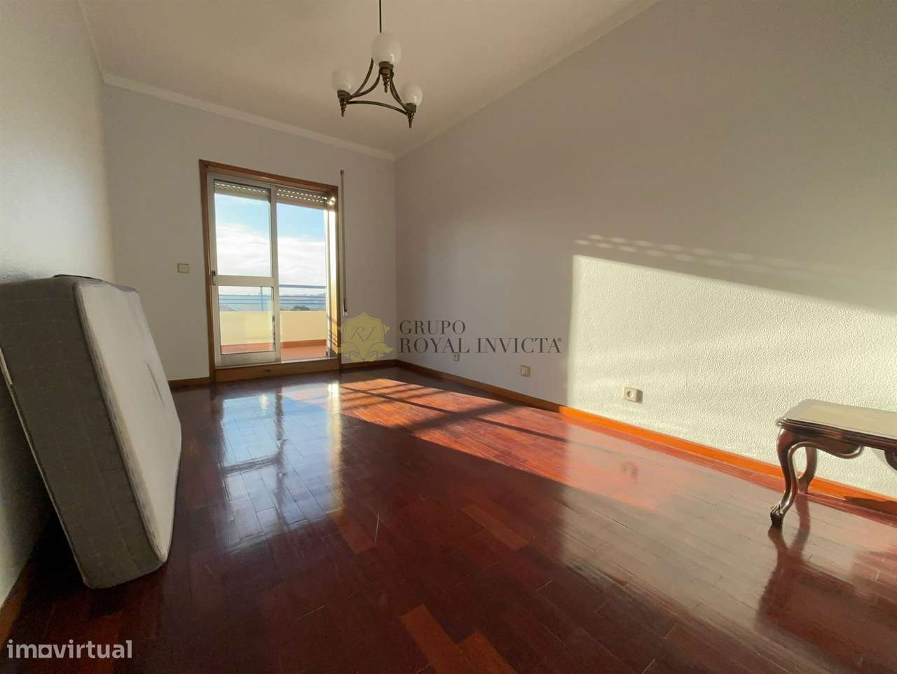 T3 Duplex com Terraço e  Garagem Box  em são Cosme -gondomar-15