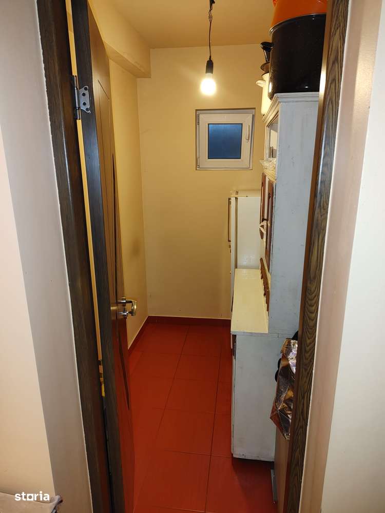 De vanzare Casa cu 3 camere si 2 parcele de teren comasate in Crai Nou - Imagine principală: 3/17