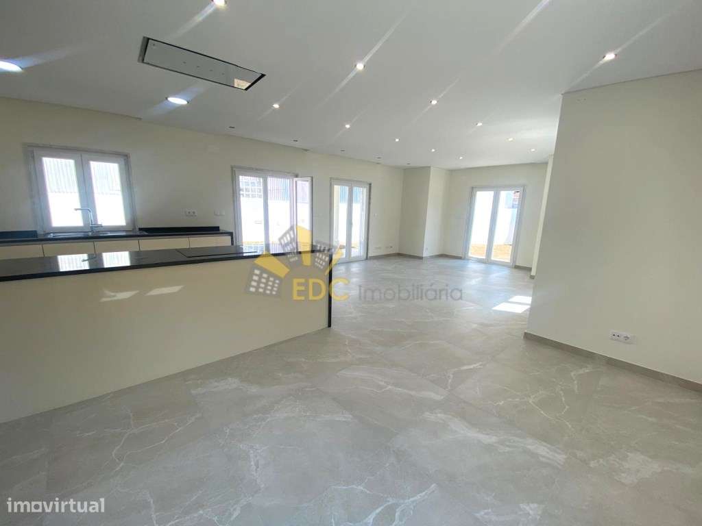 OFERTA ESCRITURA NOTARIAL| Moradia T3+1 | Construção Nova | Localiz... - Grande imagem: 5/60