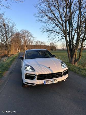 Porsche Cayenne - 19