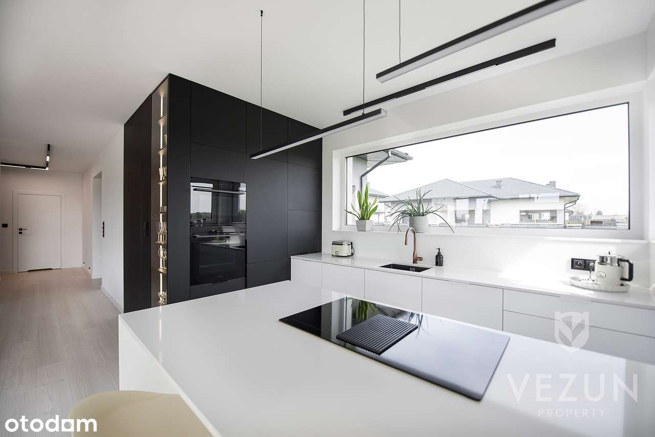 Dom parterowy o pow. 202 mkw,  pokoje, WYSOKI STANDARD-10