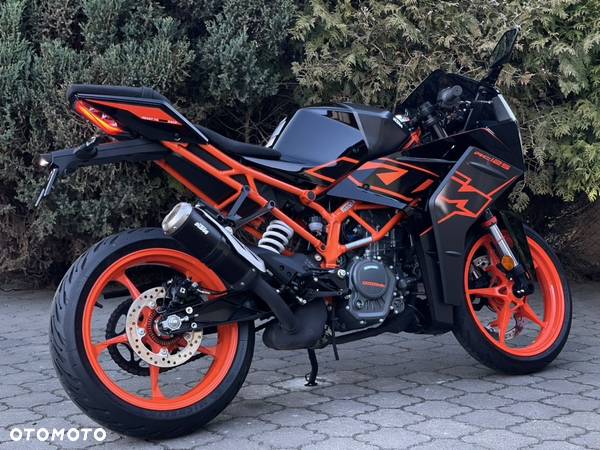 KTM RC 125 - 3