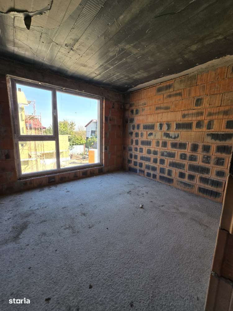 Casă-vilă, nouă  De Vânzare cu 4 camere zona Mogoșoaia-3