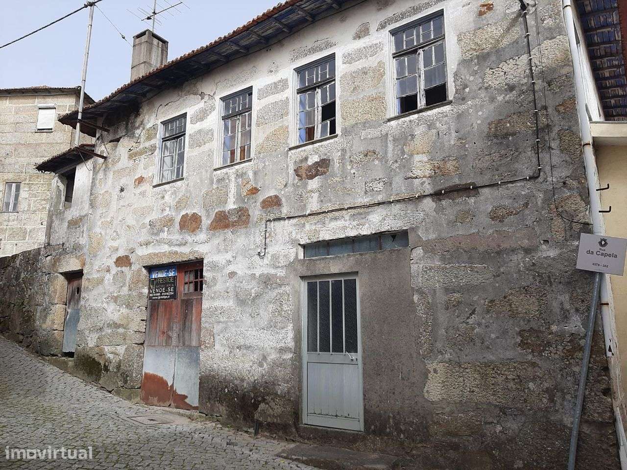 Edifício de duas habitações e terreno Termas São Vicente Penafiel-5