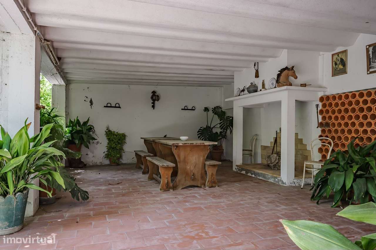 Moradia T4 com Jardim e Vista de Campo na Golegã-27