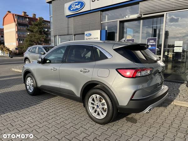 Ford Kuga 2.5 FHEV FWD Titanium X - 4