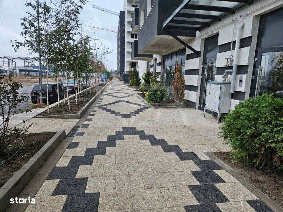 Spatiu Comercial Bulevardul Iuliu Maniu Pozitie Excelenta - Imagine principală: 4/4