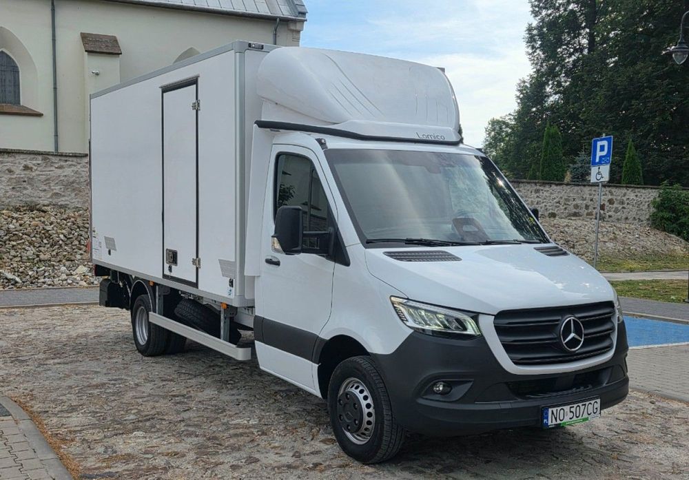 Mercedes-Benz Sprinter 2024