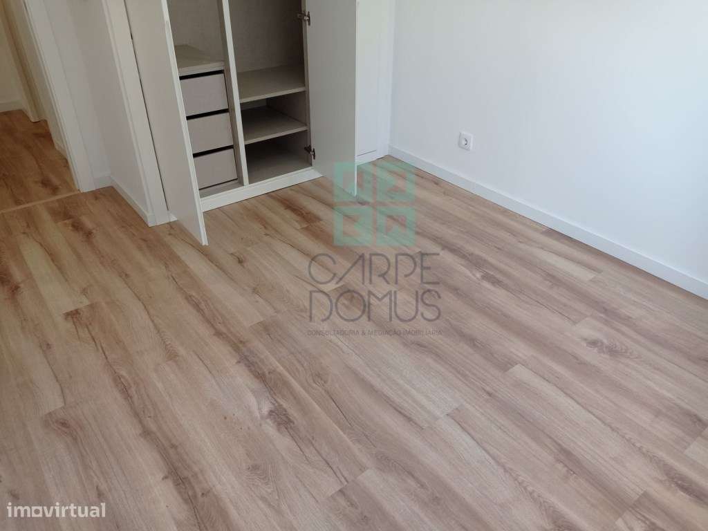 Apartamento T3 , remodelado, no Lumiar - Lisboa-24
