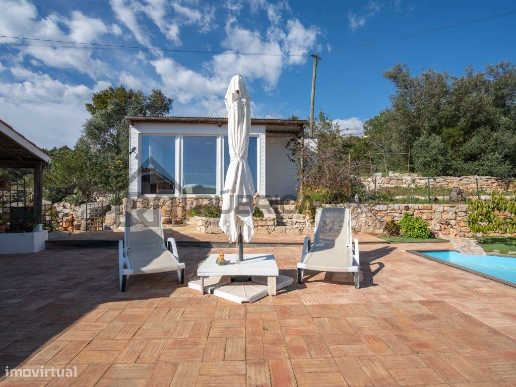 Moradia térrea de 3 quartos e piscina-56