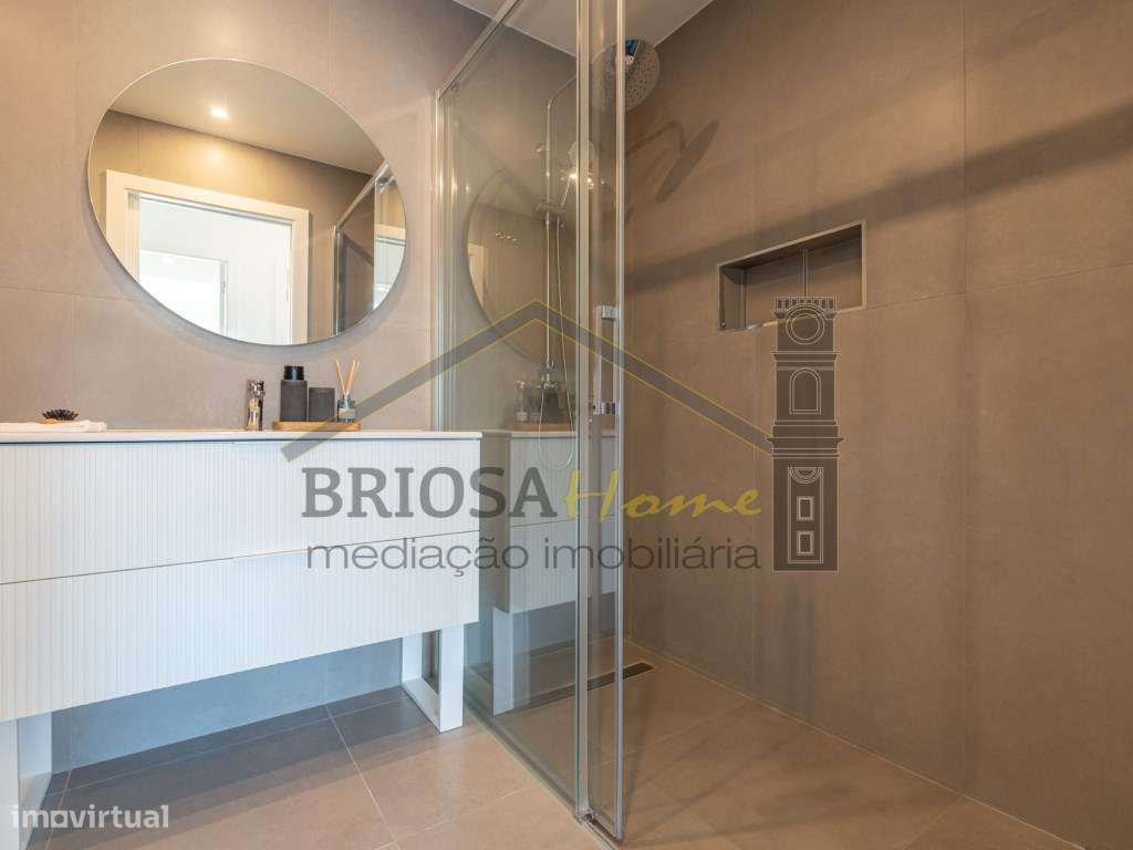 Apartamento T4, com vista mar, na Figueira da Foz-33