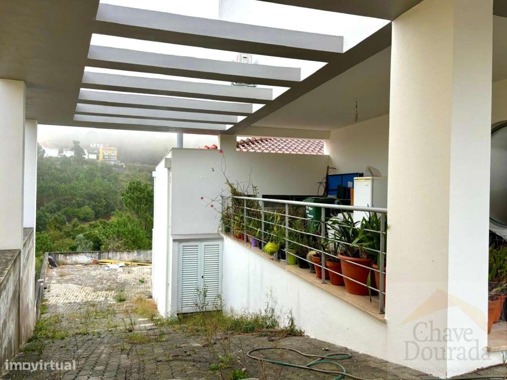 Excelente Moradia T4 distribuída em 3 Pisos - Espaço, Conforto e El... - Grande imagem: 4/32