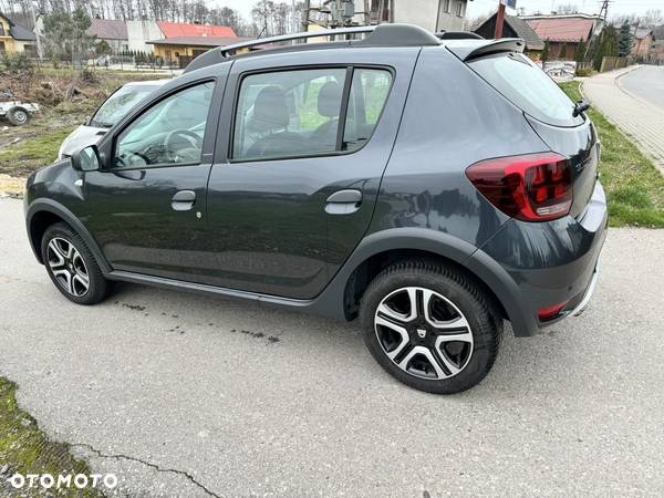 Dacia Sandero Stepway TCe 90 Prestige - 4