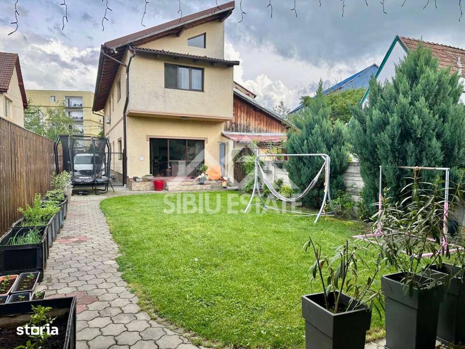 Casa tip duplex 5 camere 350 mp teren terasa cu zona gratar si pivnita - Imagine principală: 4/19