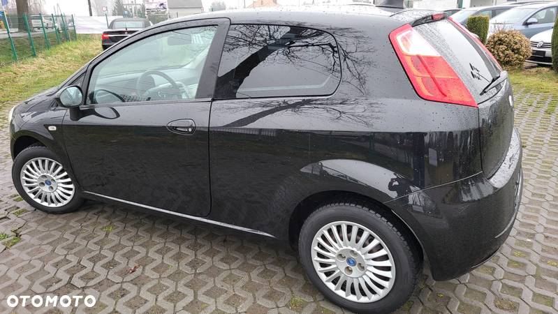 Fiat Grande Punto - 17