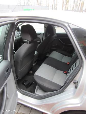 Ford Focus 1.6 Silver X - 7