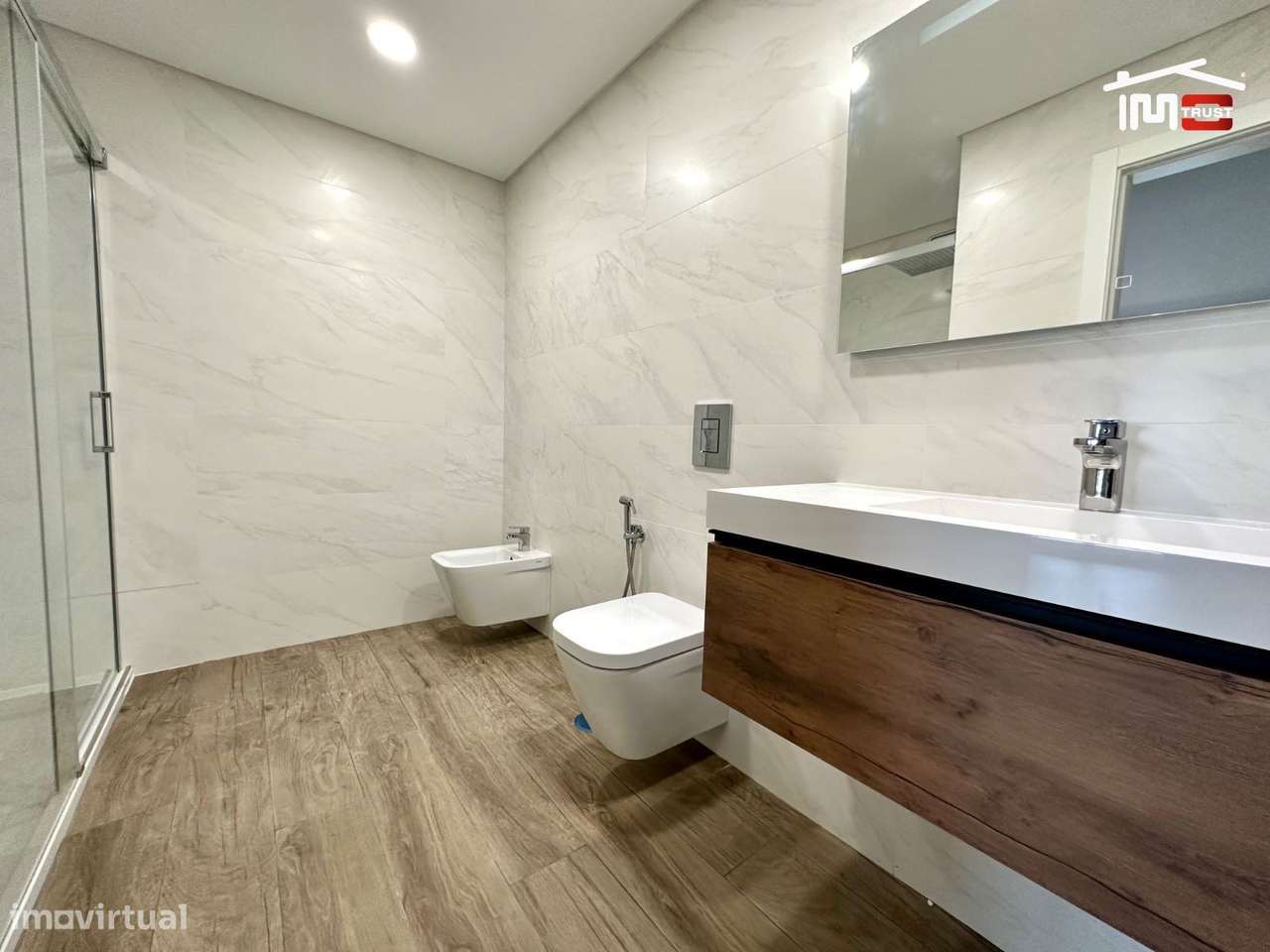 Incrível Apartamento T3 com Parqueamento - Grande imagem: 3/15