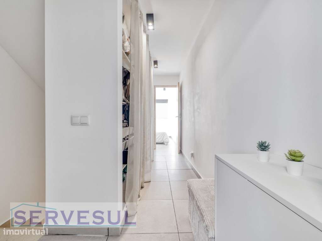 Moradia Nova e Moderna composta por 3 pisos com 2 quartos, com 91 m...-14