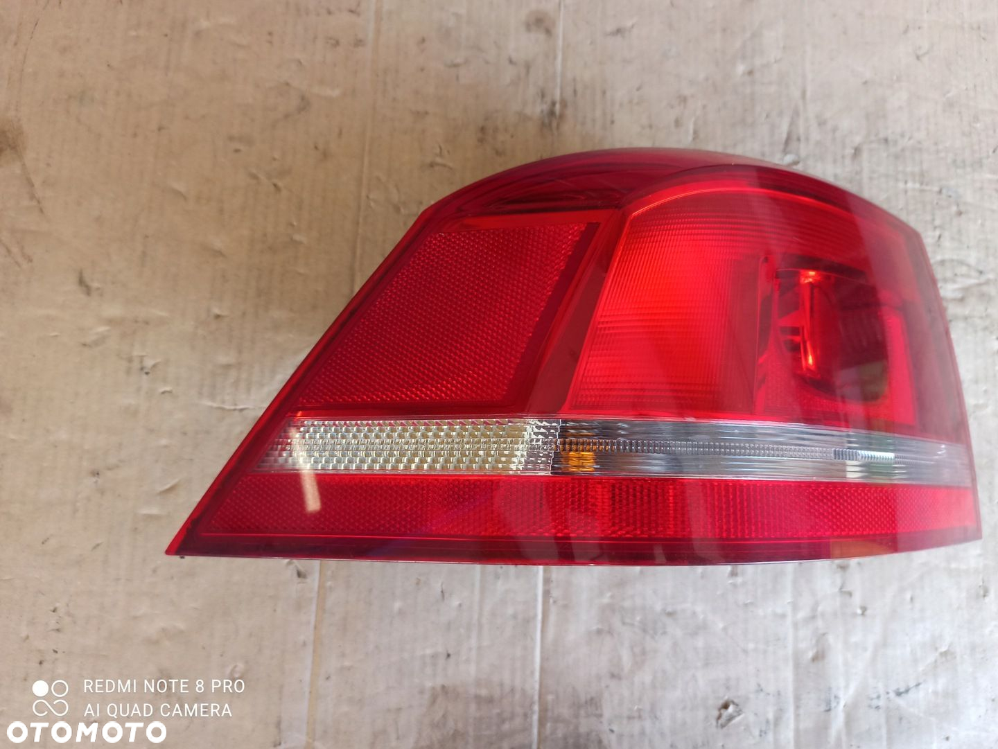 Lampa lewy lewa tył Passat B7 Sedan 3AE945095F - 3