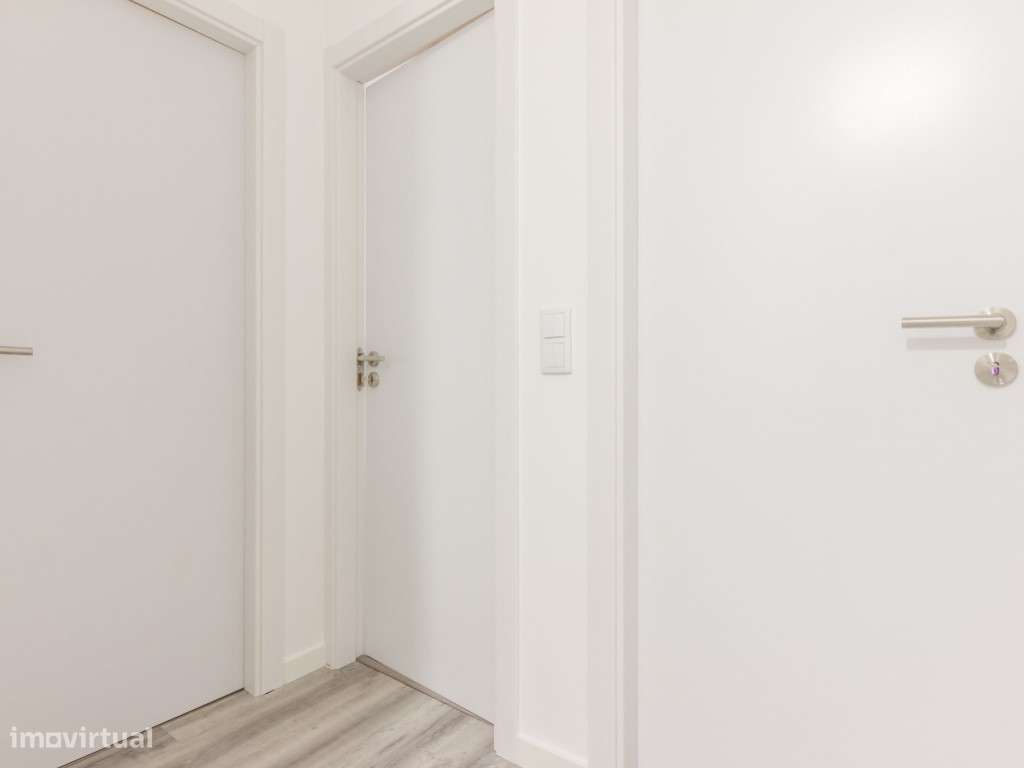 Apartamento T1 renovado | Amora-Seixal | Vista desafogada - Grande imagem: 4/15