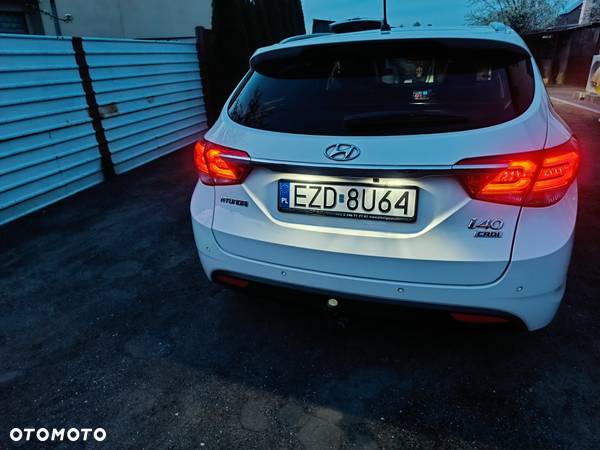 Hyundai i40 Kombi 1.7 CRDi DCT Premium - 11