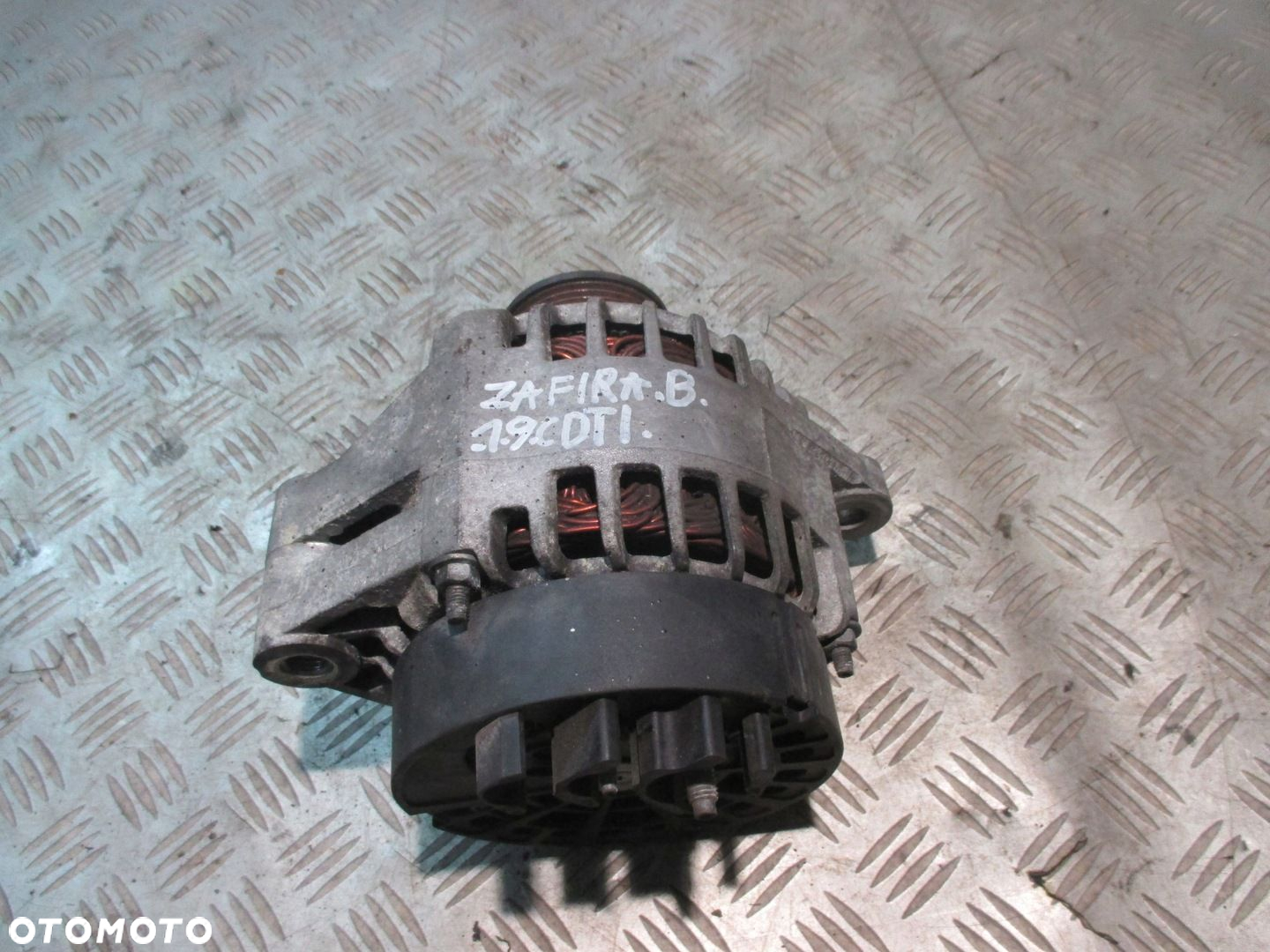 ALTERNATOR OPEL ZAFIRA B 1.9 CDTI - 5