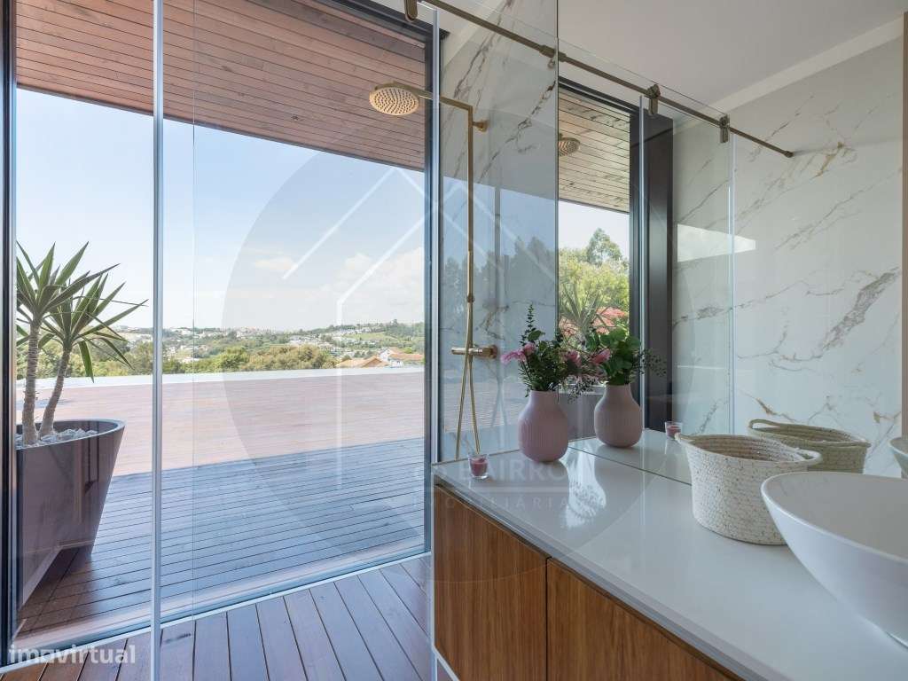 Moradia T6, térrea contemporânea, piscina, terraços e jardim junto ...-38
