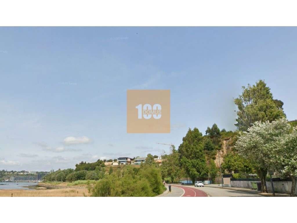 T1+1 novo em Canidelo, Gaia-18