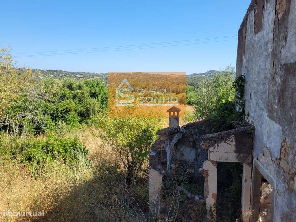 Terreno com Projecto Aprovado para Moradia T3 com Piscina-6