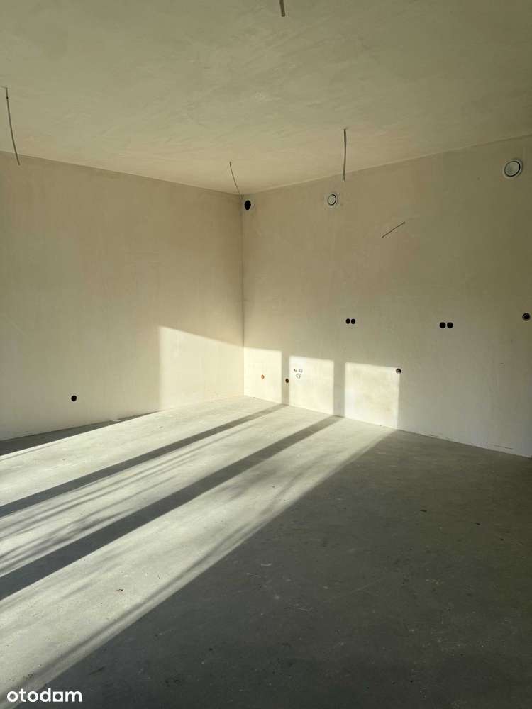 W CENIE MIEJSCE POSTOJOWE ZEWNĘTRZE PLUS PODDASZE 50 MKW !-5