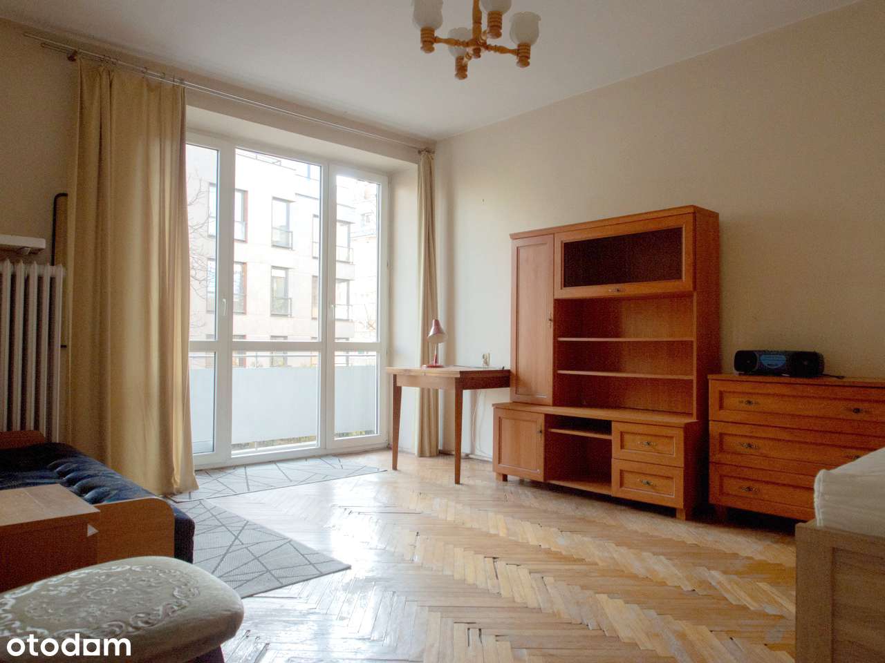 Mieszkanie przy Parku Łazienkowskim – idealne dla singla lub pary!-0