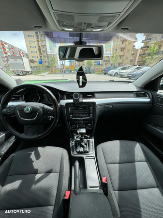 Skoda Superb 1.8 TSI Ambition DSG - 17