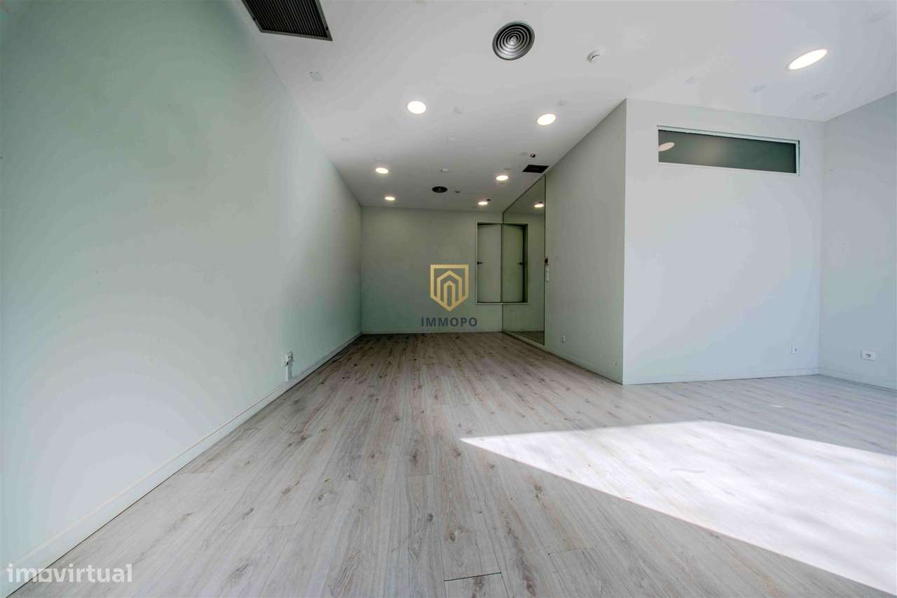 Loja , Porto, Matosinhos / Venda / 205.000€-19