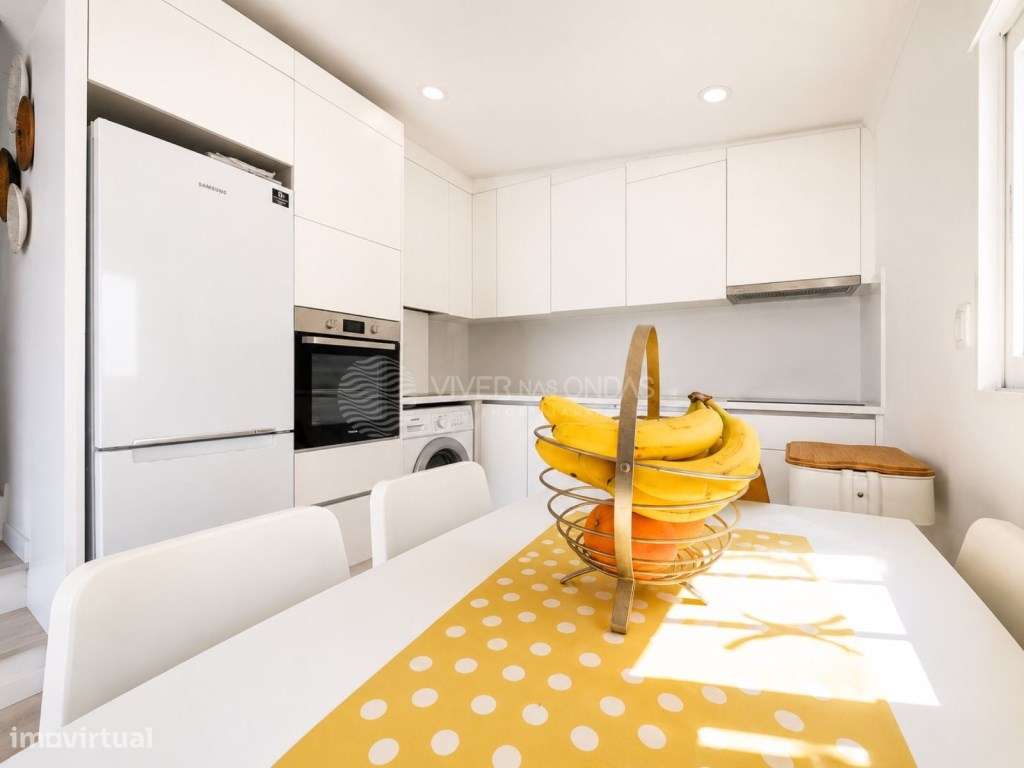 Andar de Moradia T2 remodelado em Santo António - Costa da Caparica-10