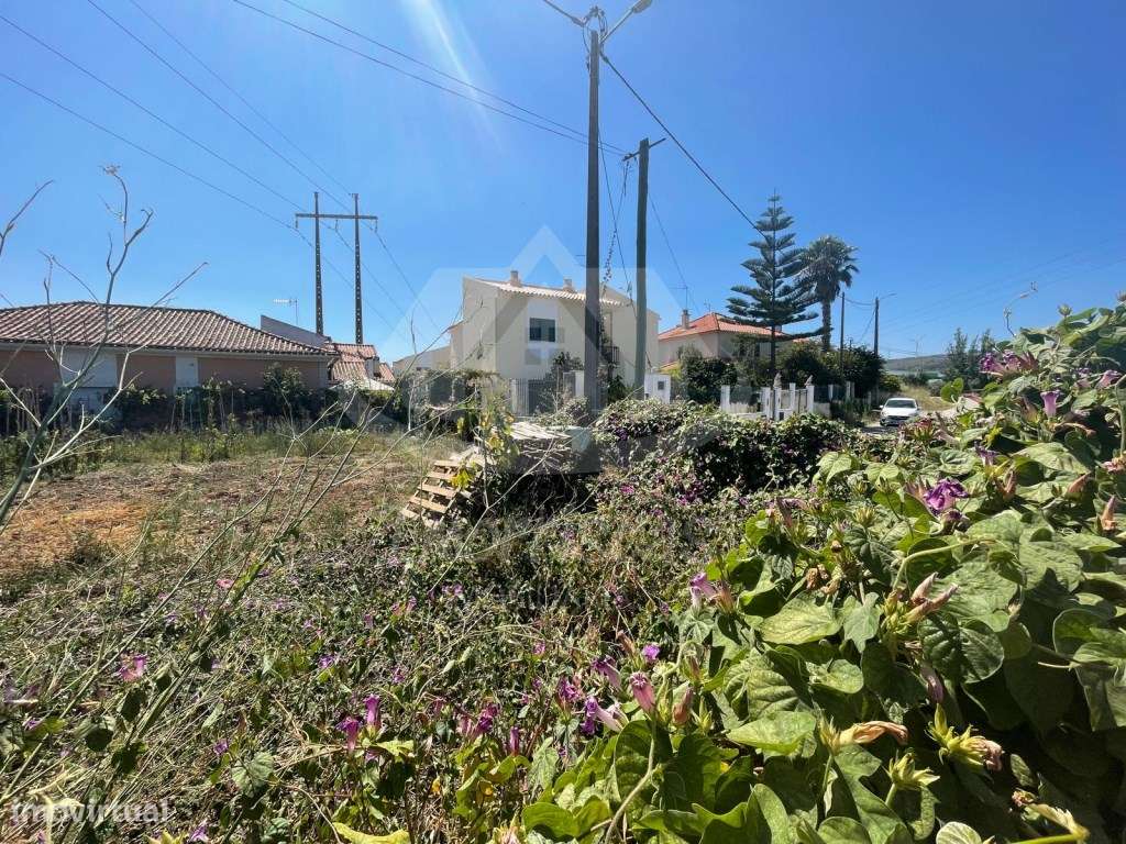 Lote de terreno de gaveto com 300 m² localizado na Granja, Vialonga - Grande imagem: 4/10